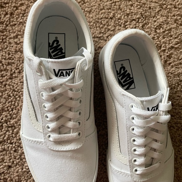 Vans Shoes | Never Been Worn Mens Vans Ward Low Top Sneaker | Color: White | Size: 8 | Pshyms33's Closet